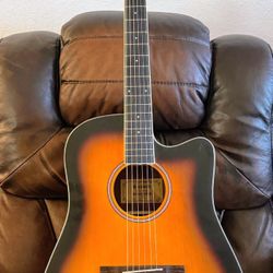 Acoustic Guitar Dooner 