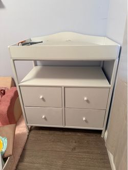 Nursery dresser