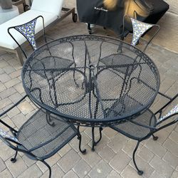 Metal Patio Table 48” W/ 4 Chairs