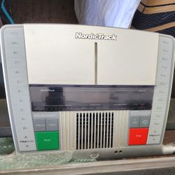 Nordictrack C2150 NTL10805.0 Treadmill Used Excellent Condition 