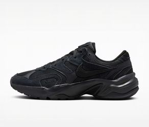 W NIKE Al8 black size 6.5 Women's
