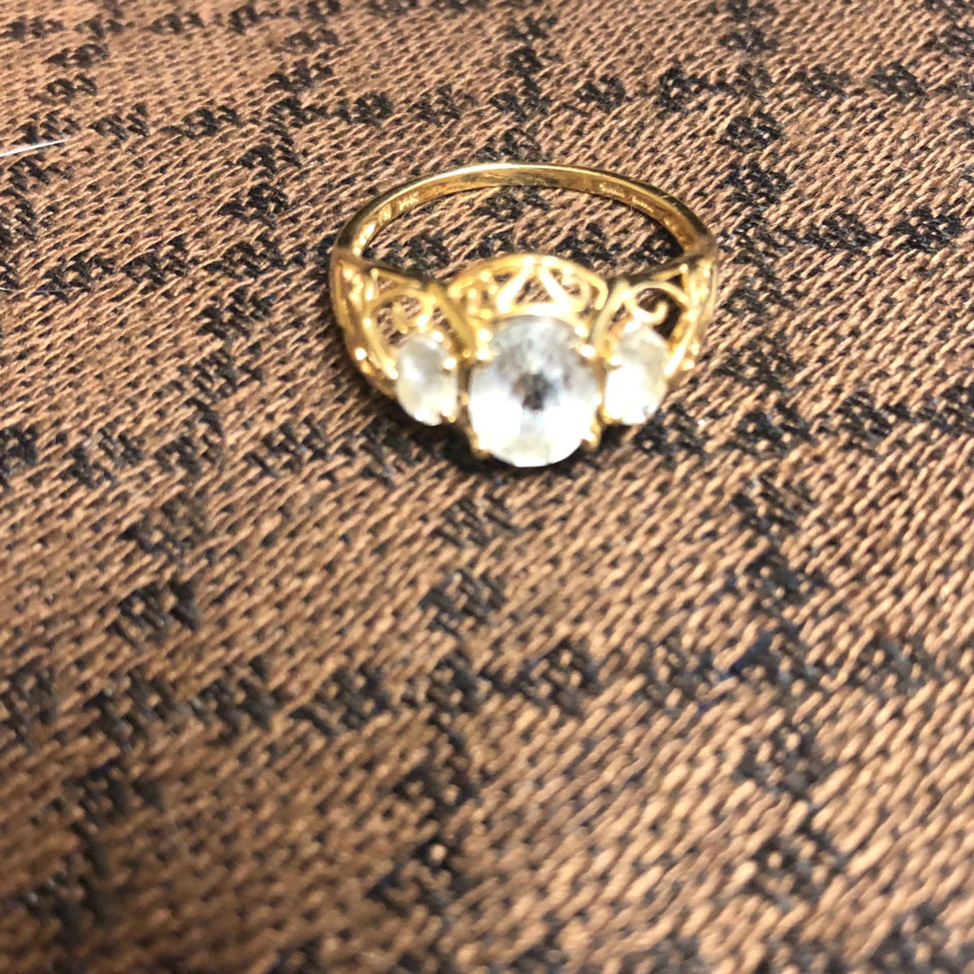 14K Gold Ring With 3 Topaz  Stones Size 8 1/2    Approx Stamped Hong Kong & Heart/in Box Hallmark