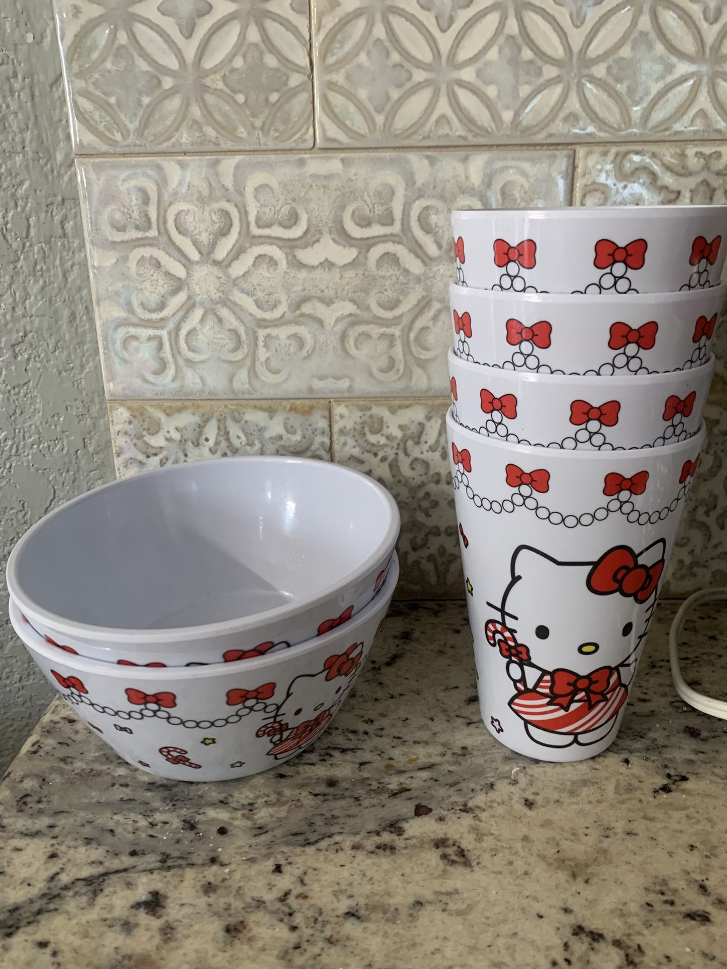 Hello Kitty Bowls And Cups 
