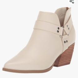 Dv By Dolce Vita Ladies Kramer Bootie 