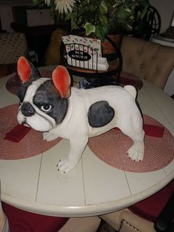 STATUE.. .BRAND NEW LARG HOME DECOR PAID 129 SELL 1ST 25 FITM