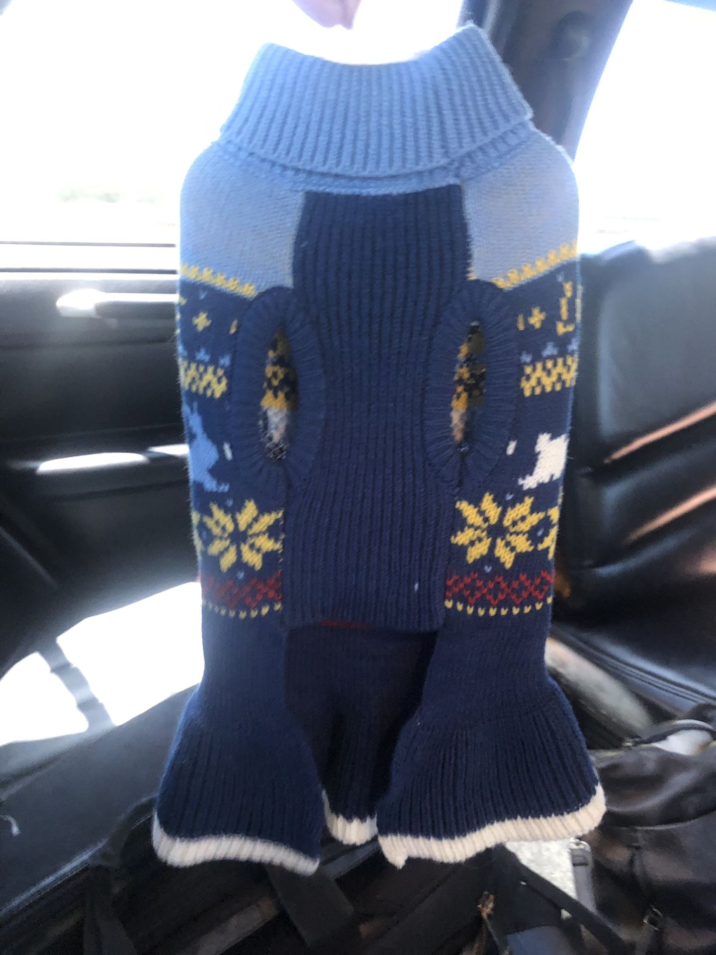 Dog sweater vest for small dogs ~6-12 lbs