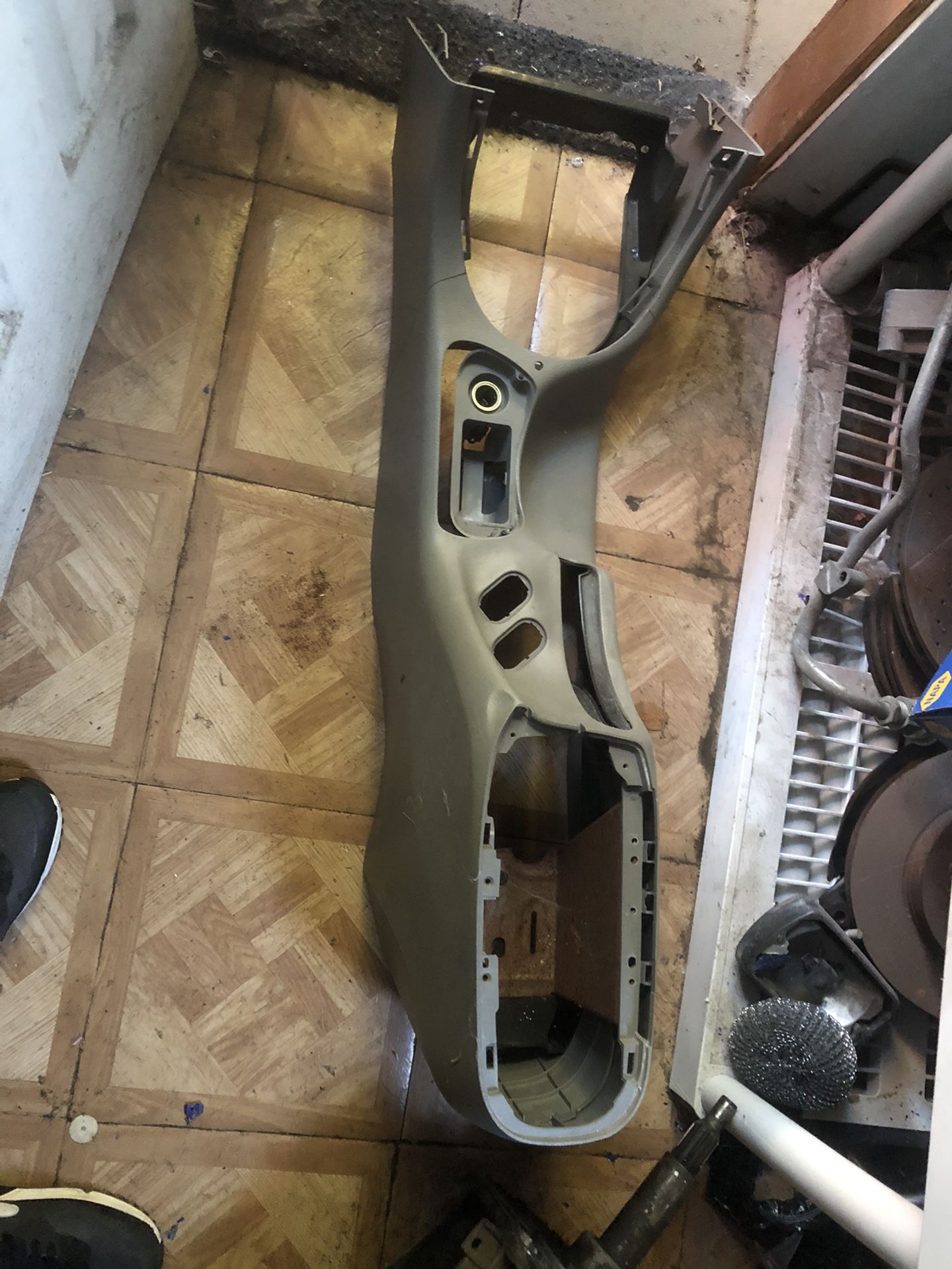 Mustang 194-1998 Center Council