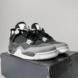 AUTHENTIC AIR JORDAN 4 FEAR