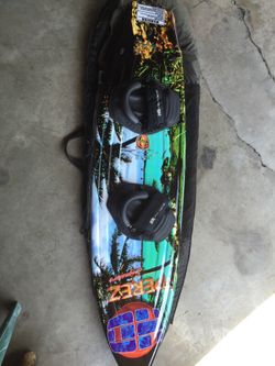 Hyper lite WAKE BOARD BRAND NEW NEVER USED LOOKING 340$ OBO