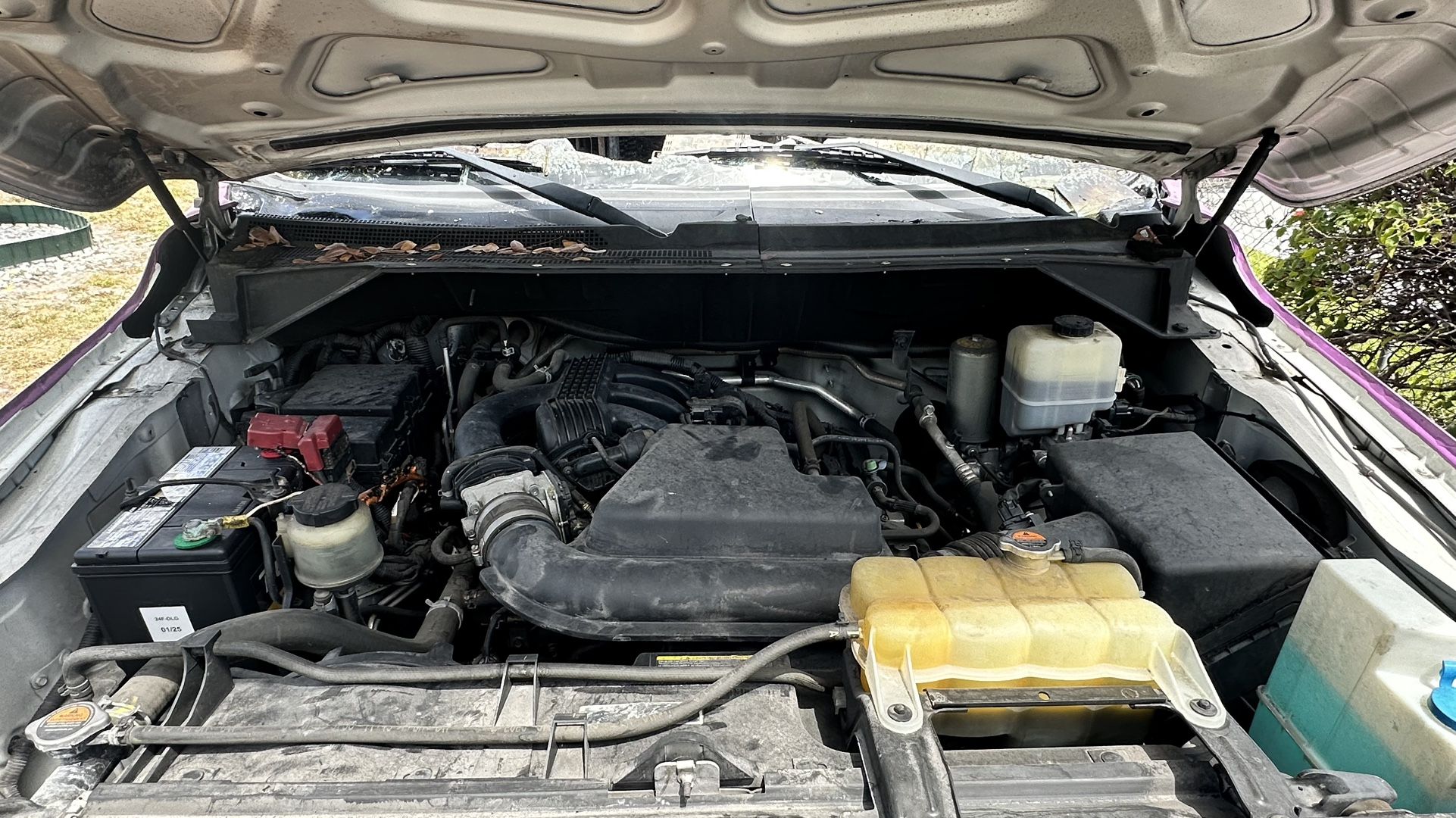 Nissan NV 2500 Motor 
