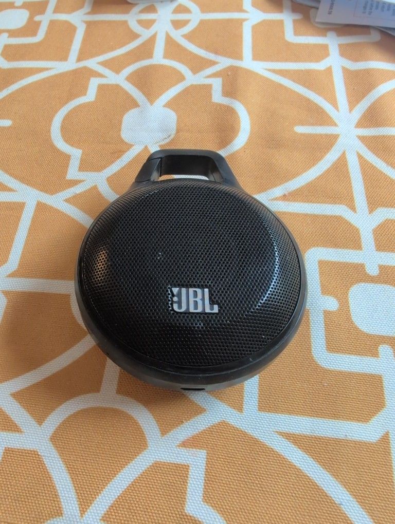 JBL Clip Wireless Portable Bluetooth Speaker Black Tested