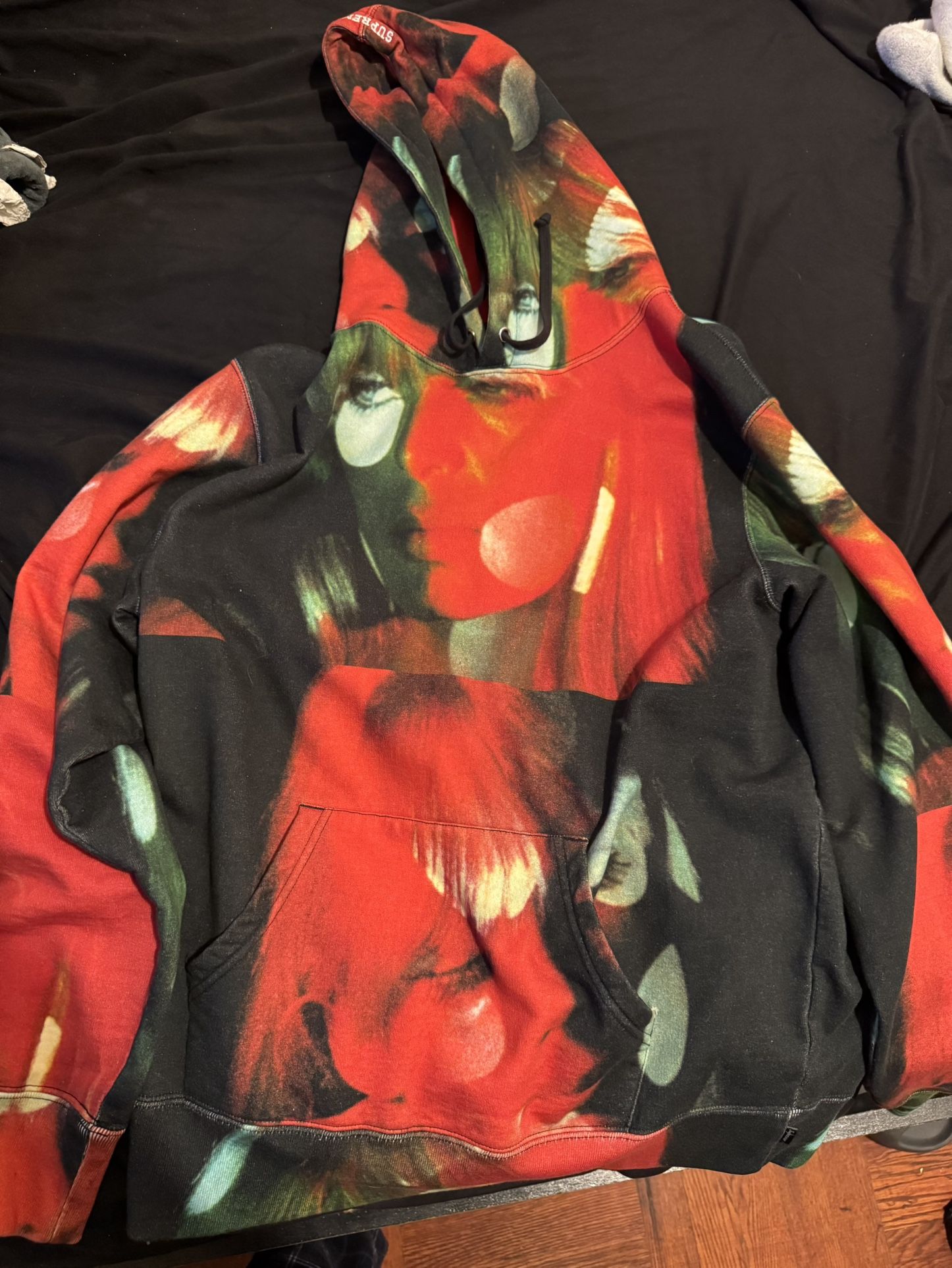 Supreme Hoodie Size S