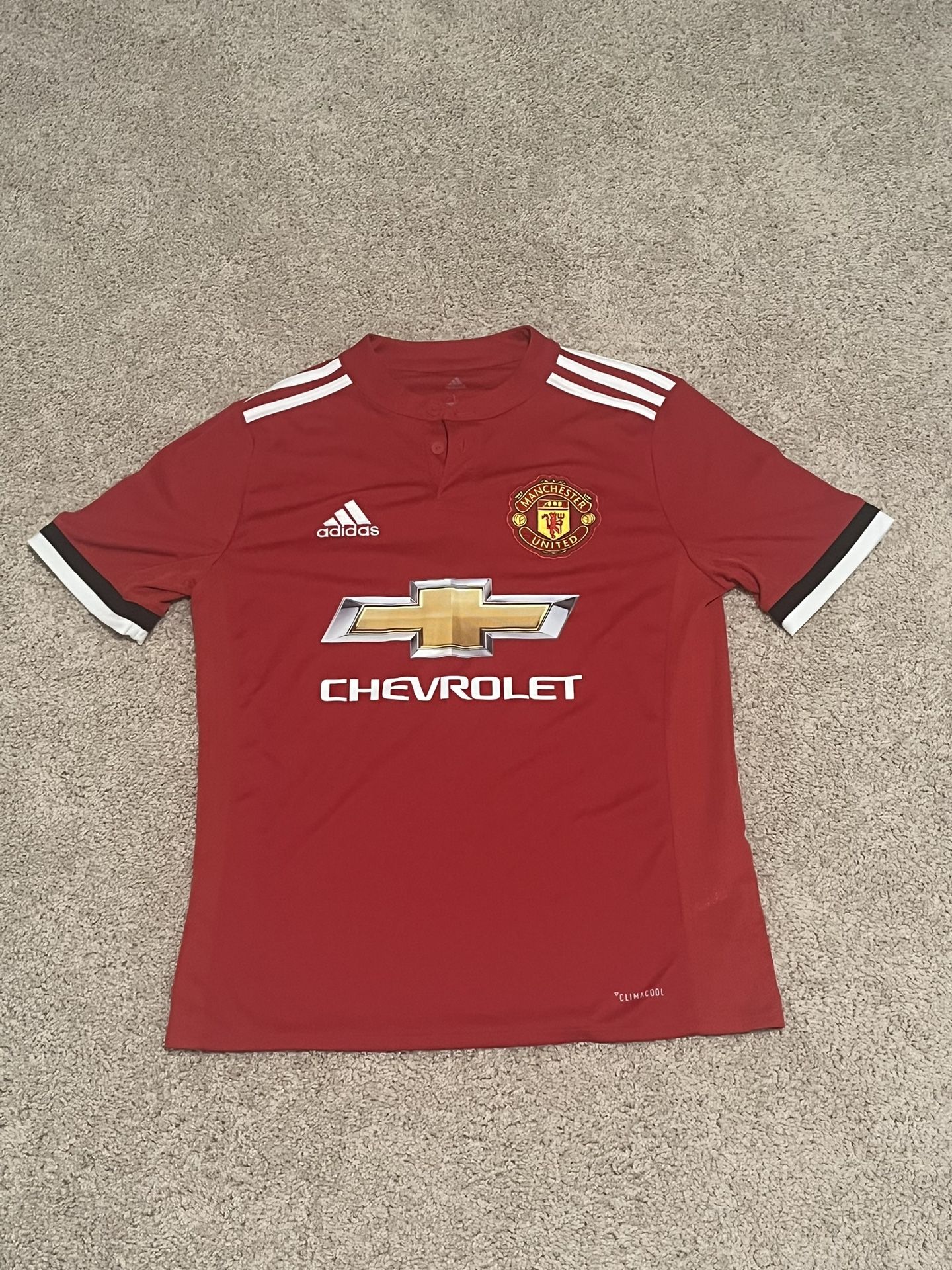 BOYS USED 2017 ADIDAS MANCHESTER UNITED INTERNATIONAL SOCCER JERSEY YOUTH LARGE