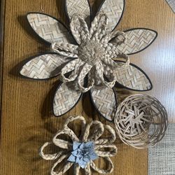 Wall Decor Flowers