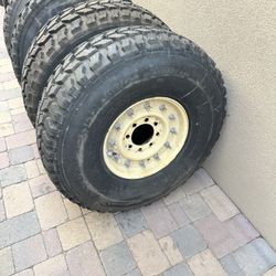37” Military Humvee 8x6.5 Rims And Tires 12 Bolt 37x12.5R16.5