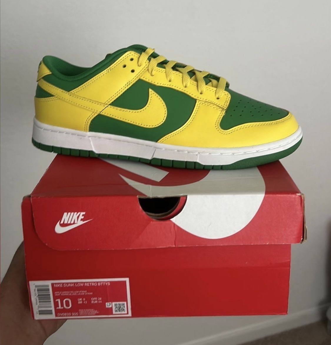 Men’s 10 Nike Low Dunk retro Reverse Brazil