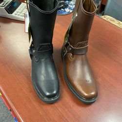 Nuevas botas biker de piel para trabajar