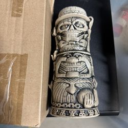 Disney 2016 1st Haunted Mansion Hitchhiking Ghost Tiki Mug Limited Edition