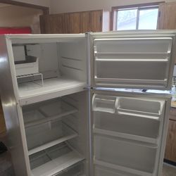 Kenmore refrigerator  work excellent