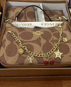 Signature Bag Set with Charm Bracelet