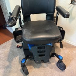 Pride Go Chair, Black w Blue Highlights