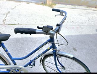 Vintage Schwinn Collegiate 3-Speed for Sale in San Pedro, CA