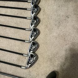 Full Callaway X-20 Irons(brand New Golf Pride Grips) And 3 Wood XR Driver, Putter - Golf set 