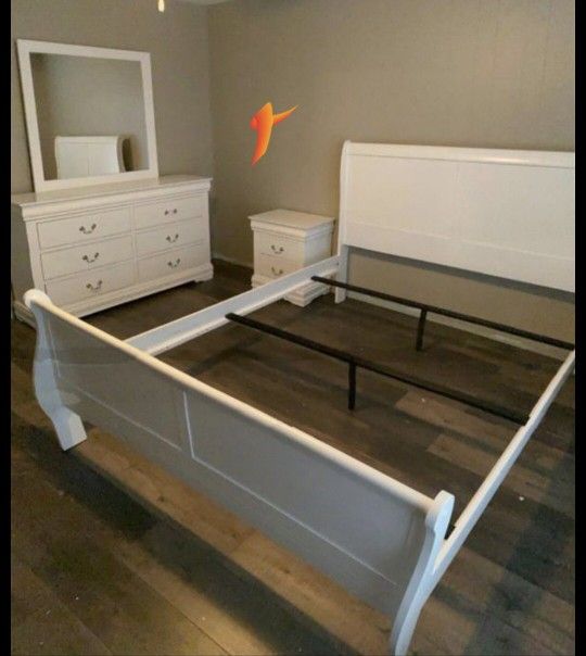 White Sleigh Beddroomset/Queen, full,twin,king size Available/Discount Code 👈/Delivery Available 🚚/Home Decor