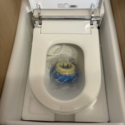 Bidet Toilet 