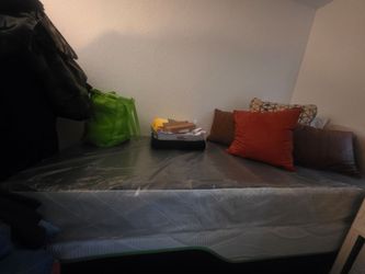 Box spring twin