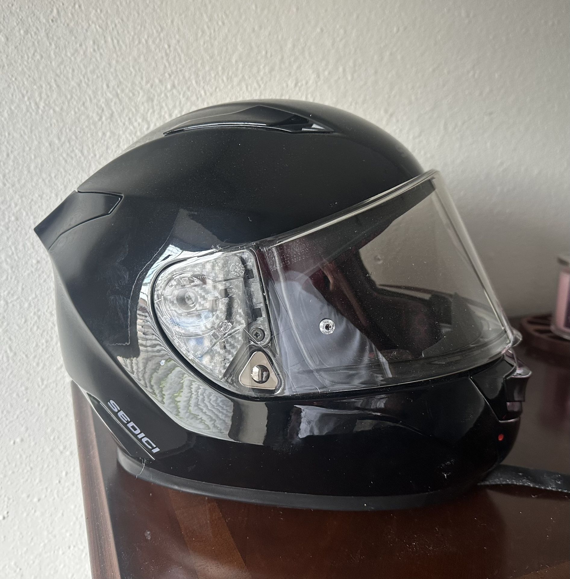 Sedici Strada II Bluetooth DOT Helmet - Size XL- Black $170 Like New