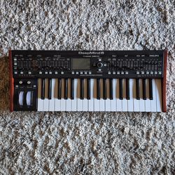 Deepmind 6 Synth