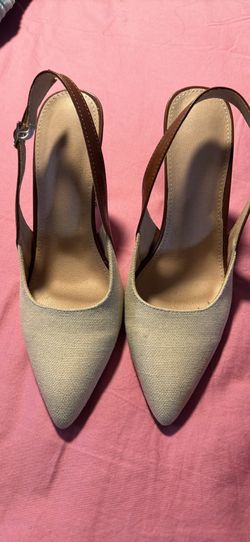 Dress ladys shoe beautifull beige and brown size 8 or 38 one time wear e