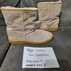 Ugg Boots Women's 6, Girls 4 Sheepskin $20 Shoes