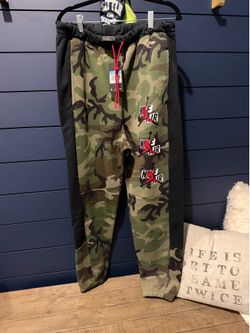 New men’s Nike sweats