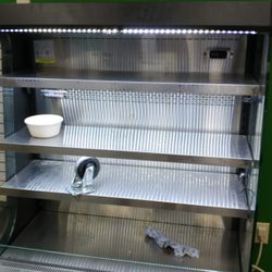 True Air Reach in merchandiser