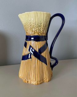 RARE 1990s Bordallo Pinheiro Blue Ribbon Banding Wheat Sheaf Pitcher