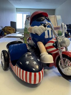 M&M's Red White & Blue Motorcycle Candy Dispenser Sidecar Freedom Rider Boxed