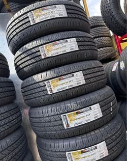 225/65R17 Hankook Set Of 4 New Tires