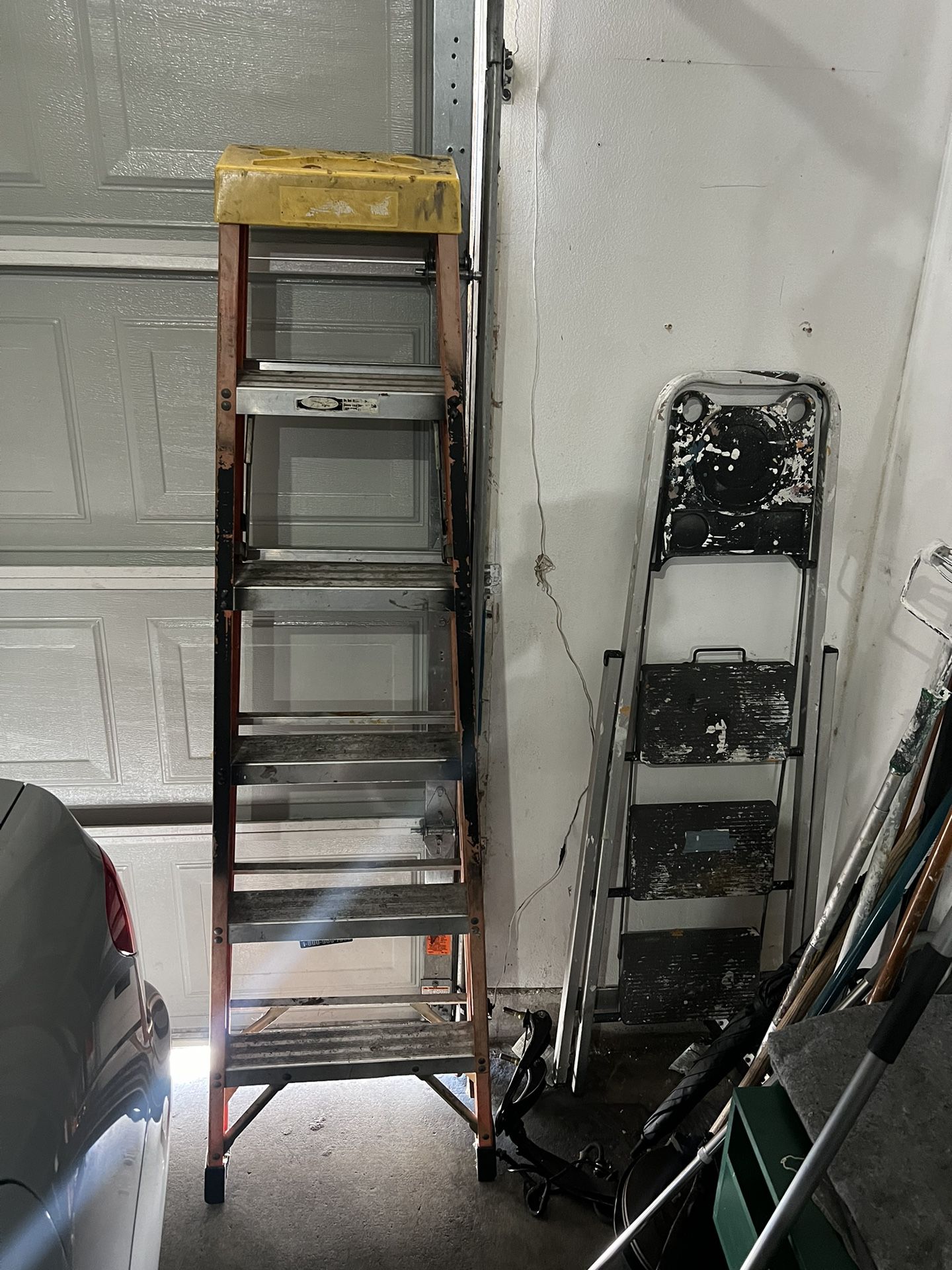 6ft And 3-4 Ft Ladder $25.00