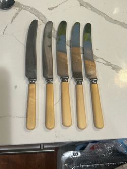 Sheffield England Knives Rustfrei 1940’s (?)
