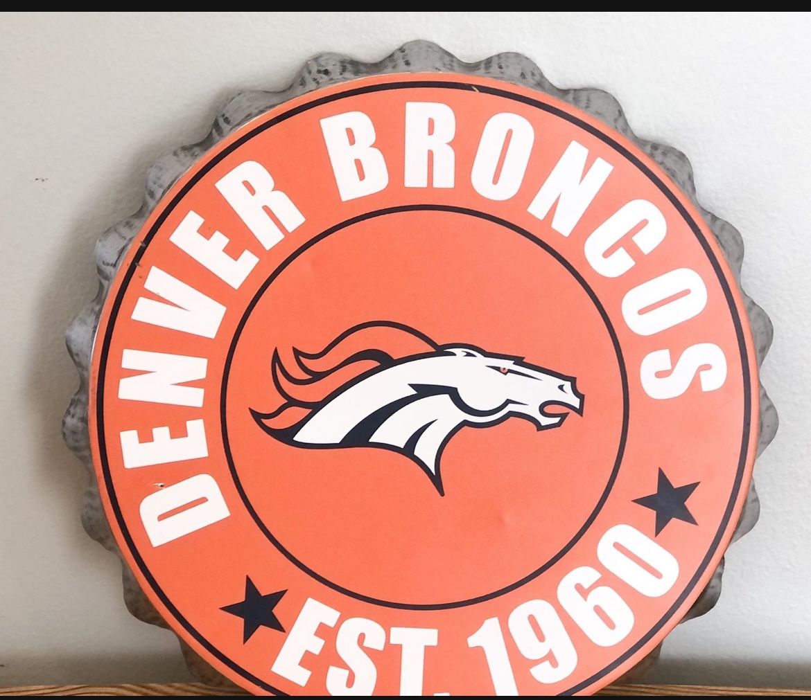 Broncos NFL Football Team Logo Bottle Cap Wall Sign - Choose Team