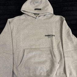 Essential hoodie 