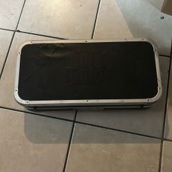 DJ Hero Renegade Case With Legs 