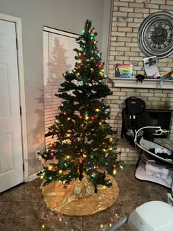 Christmas Tree / Arbol De Navidad