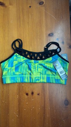 Zumba Hyper Melt Strappy Bra, Size L