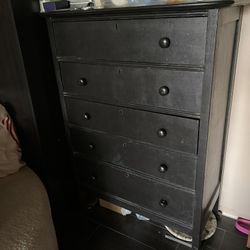 Small Dresser And Vanity