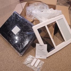 "NEW IN BOX, LARGE SKYLIGHT" MaxxAir Skymaxx LX 97-0100