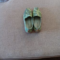 Toms Slip Ons Bearly Warn 