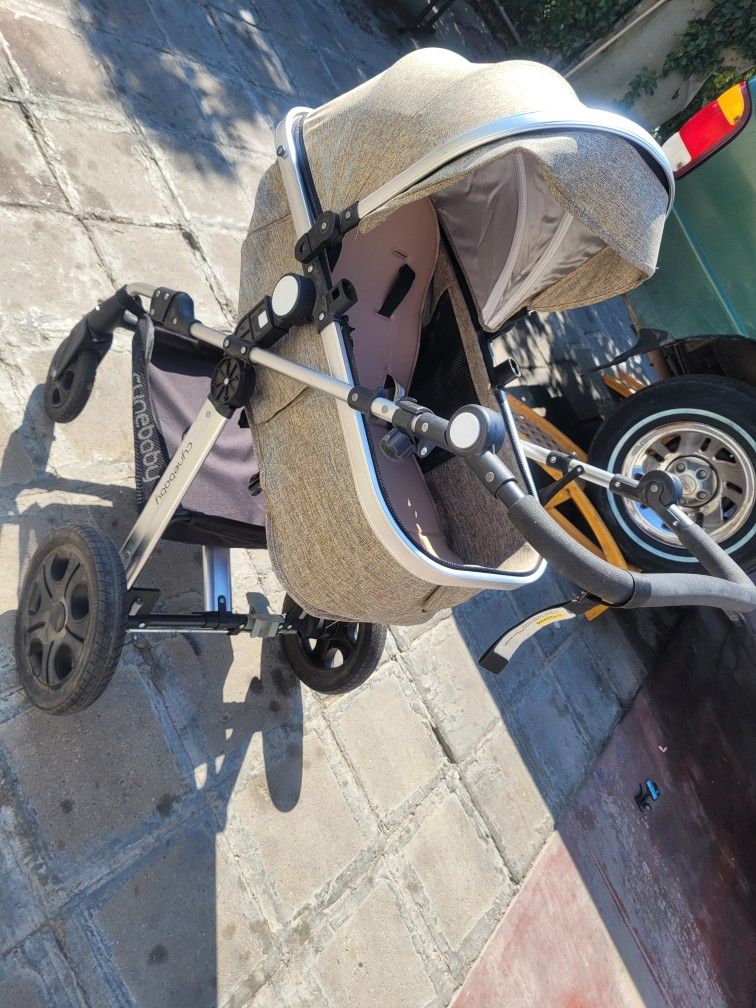 Cynebaby Stroller With Cup Holding 